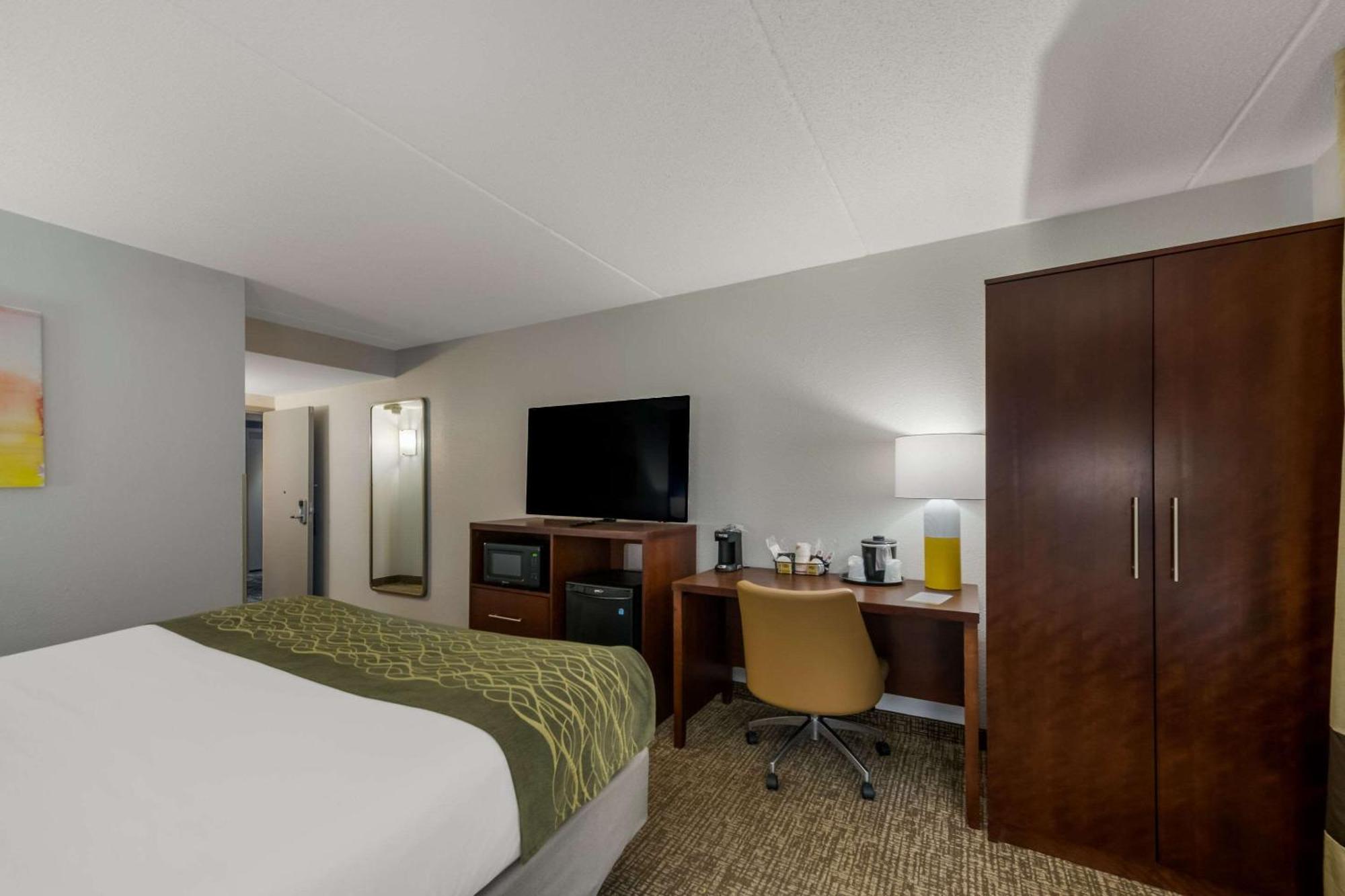 Comfort Inn Newport News - Hampton I-64 Eksteriør bilde