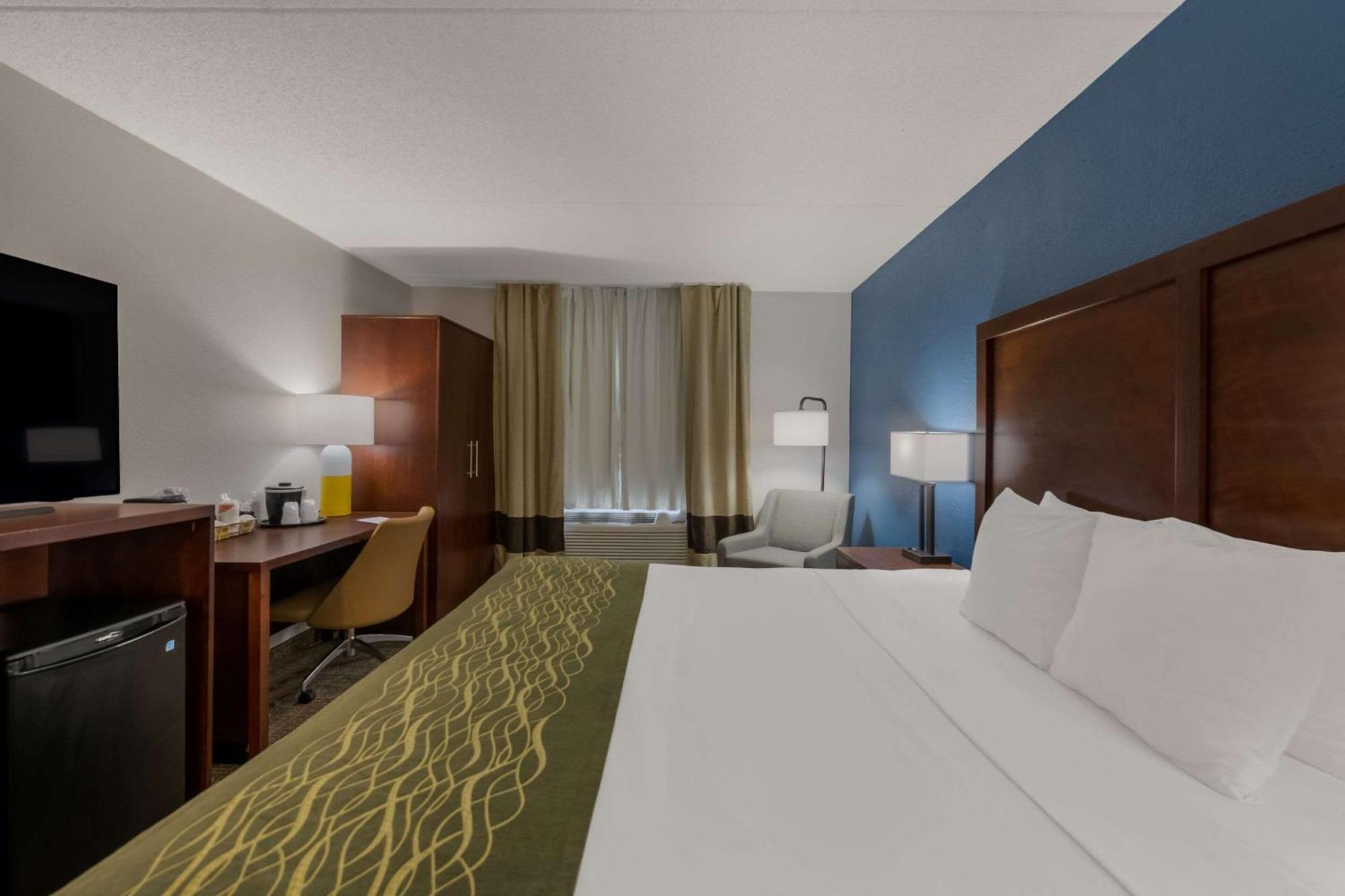 Comfort Inn Newport News - Hampton I-64 Eksteriør bilde